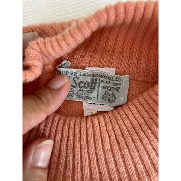 Lyle & Scott Sweater Womens Size 40 Peach Mock Neck Lambswool Made in Scotland - Picture 4 of 11